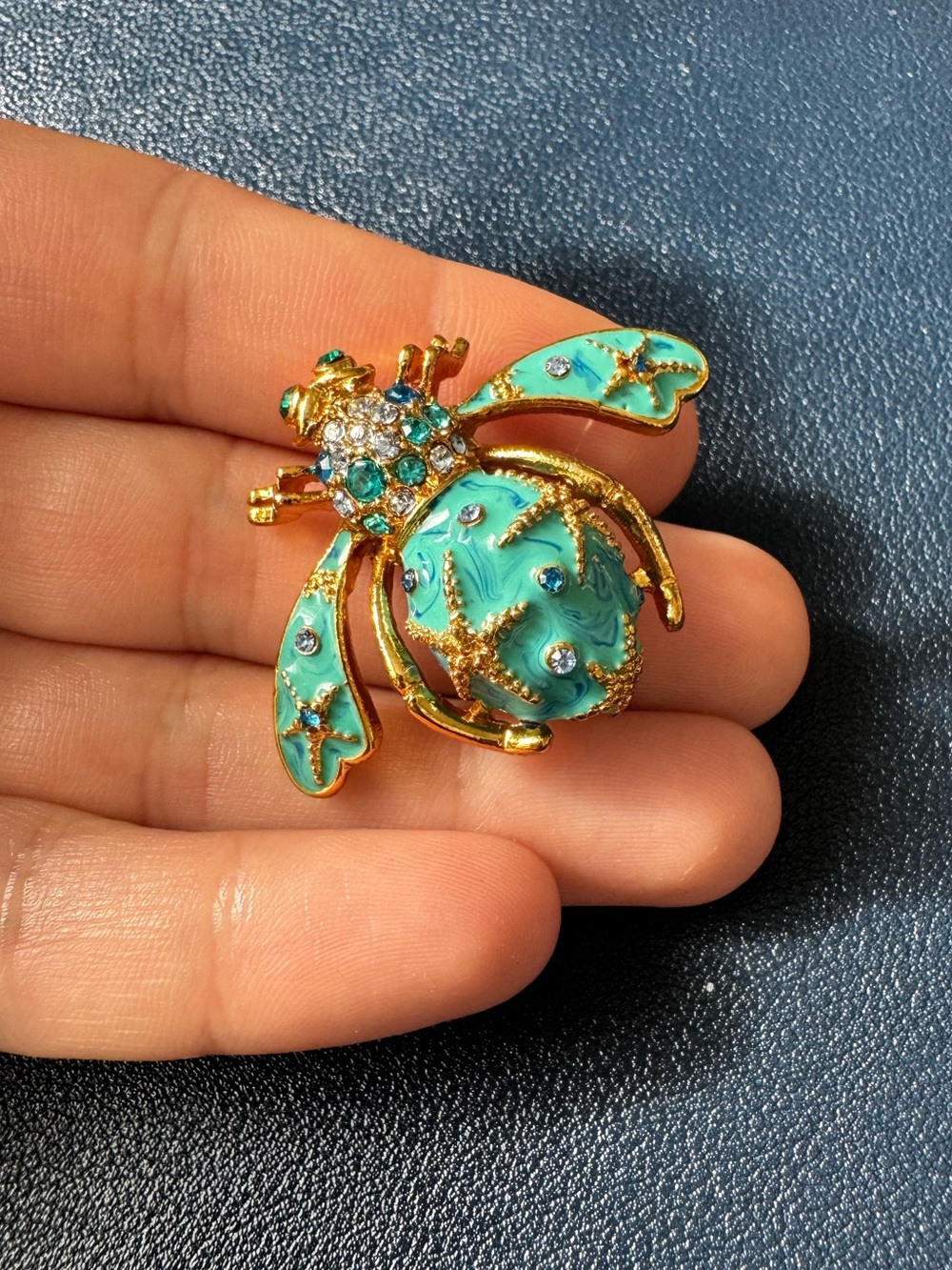 Joan Rivers Four Seasons seaside Ocean Starfish Bumblebee Brooch
